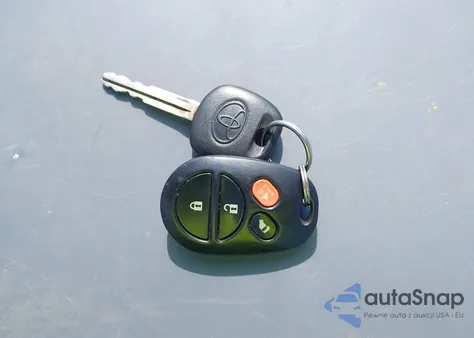 2006 Toyota Sienna Le z USA, uszkodzony, nr VIN 5TDBA23C76S075355